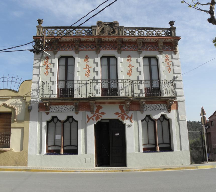 Hostal Cal Pla Sant Llorenc Savall ภายนอก รูปภาพ