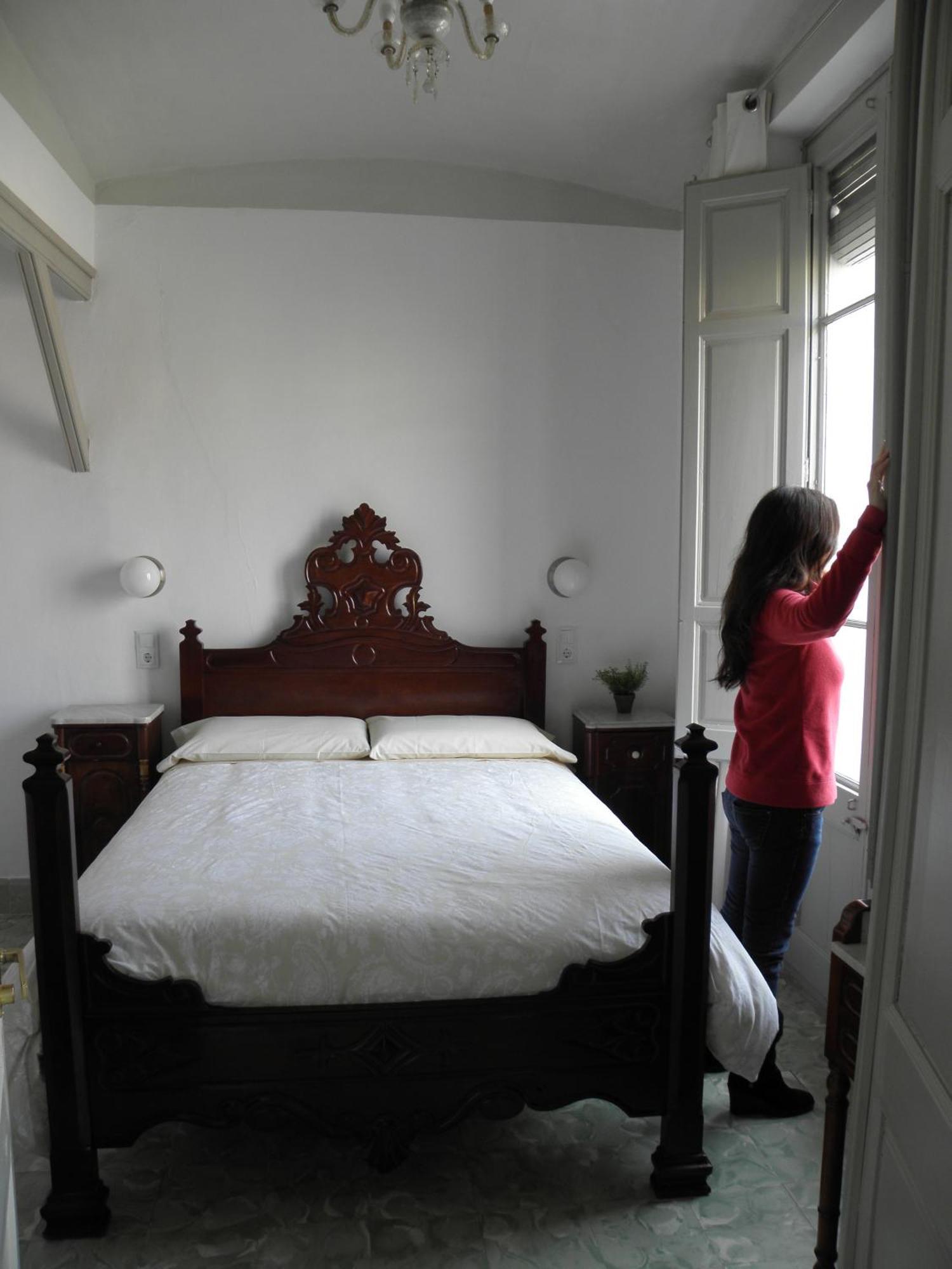 Hostal Cal Pla Sant Llorenc Savall ภายนอก รูปภาพ