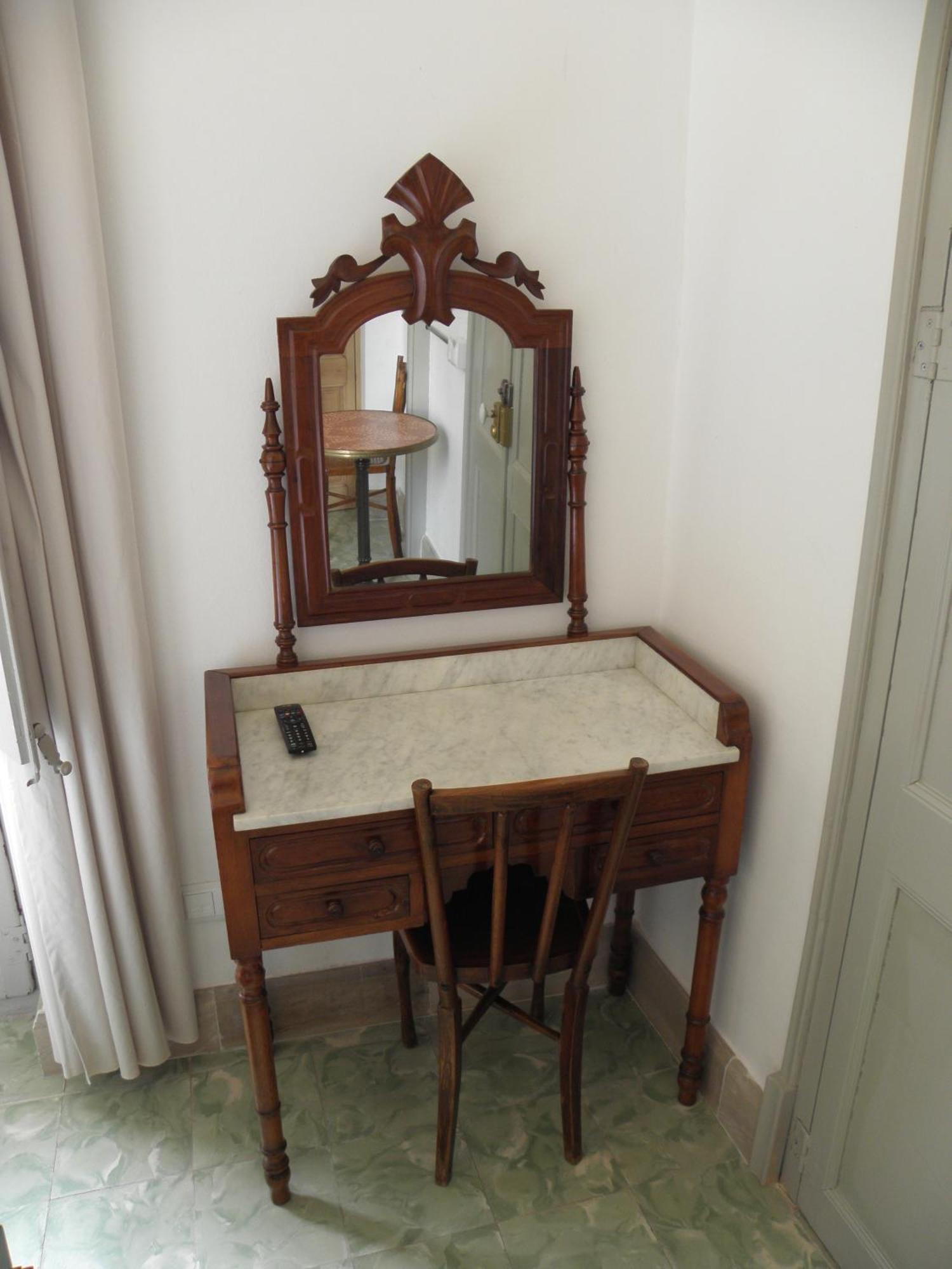 Hostal Cal Pla Sant Llorenc Savall ภายนอก รูปภาพ