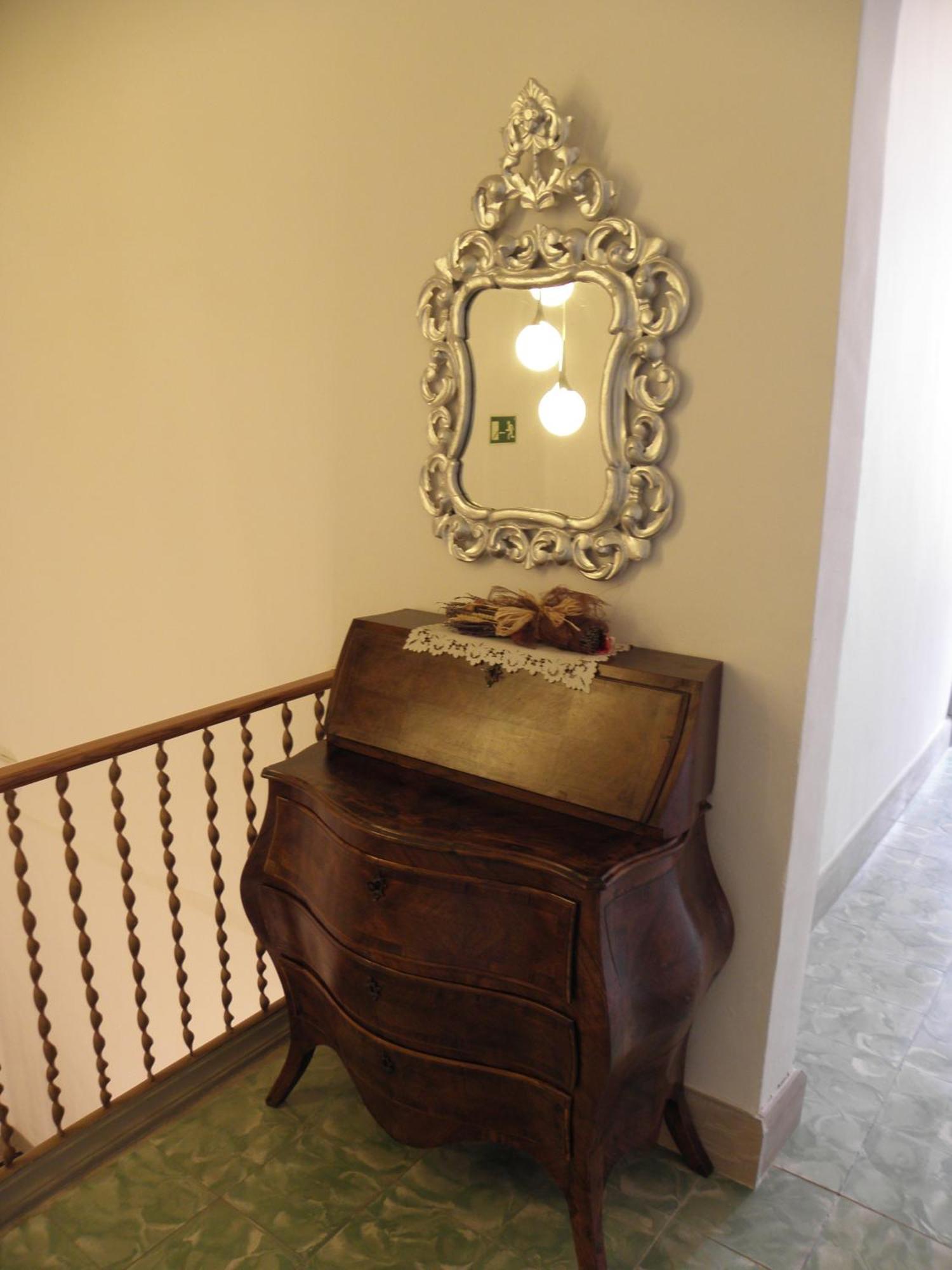 Hostal Cal Pla Sant Llorenc Savall ภายนอก รูปภาพ